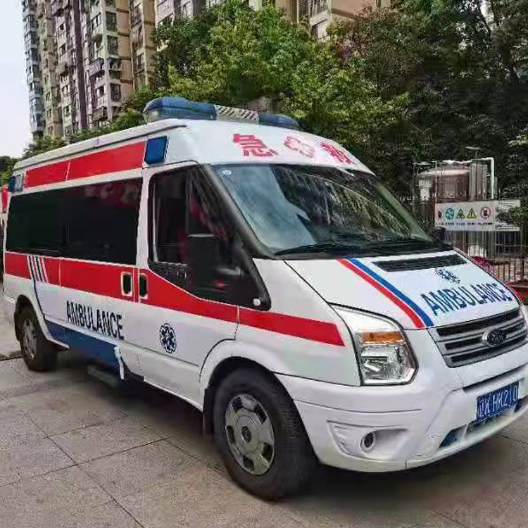 茅箭长途救护车护送病人返乡